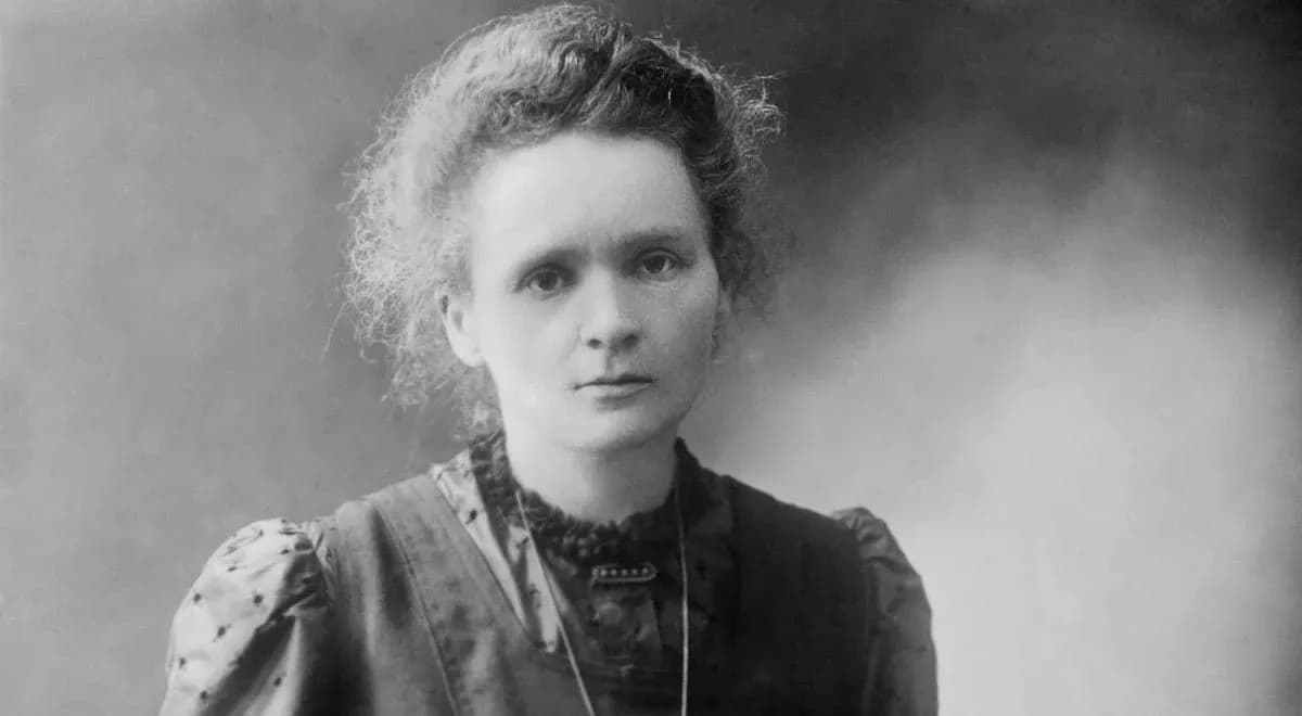 Jakie pierwiastki odkryła Maria Skłodowska-Curie i ich znaczenie? Jakie pierwiastki odkryła Maria Skłodowska-Curie i ich znaczenie?